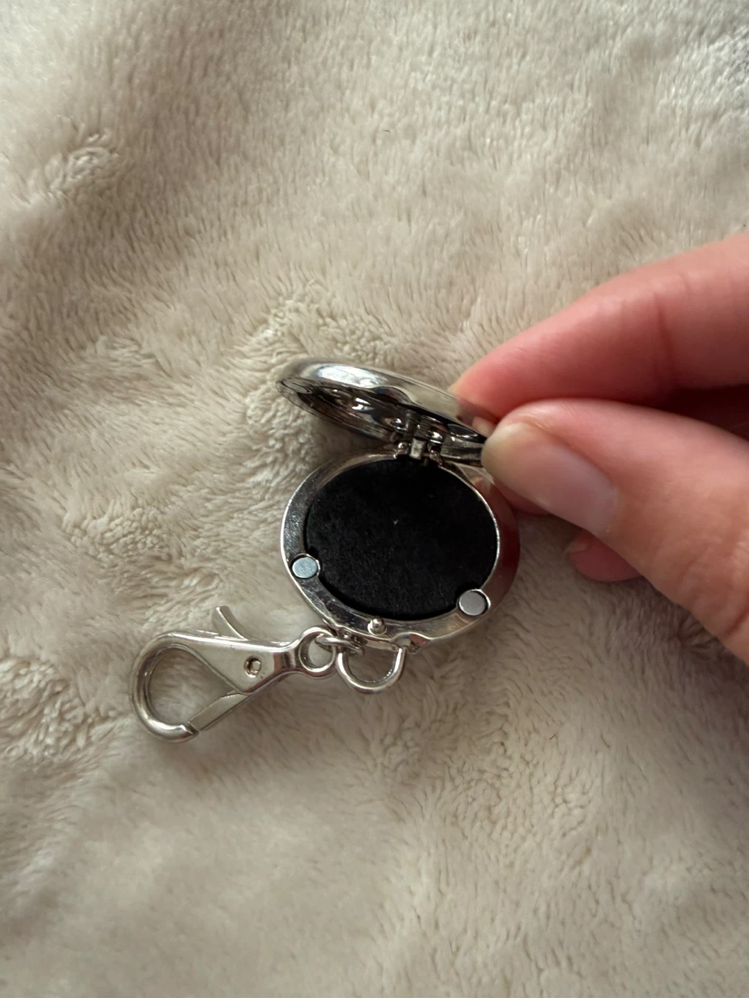 Sliver Aromatherapy Charm - photo 2