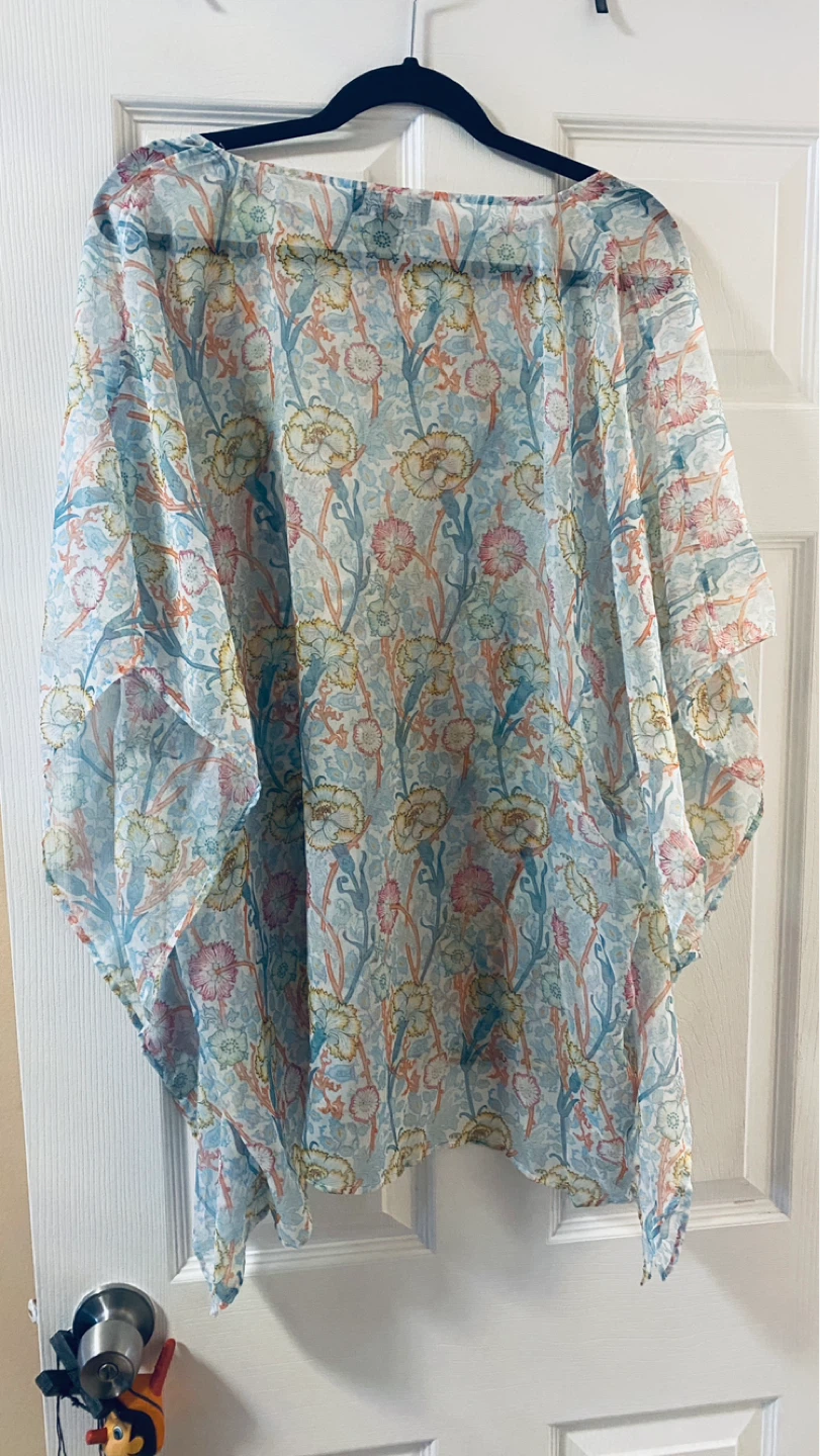 Metropolitan Museum of Art poncho one size - photo 4