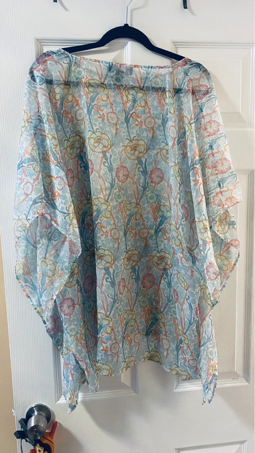 Metropolitan Museum of Art poncho one size - photo 3