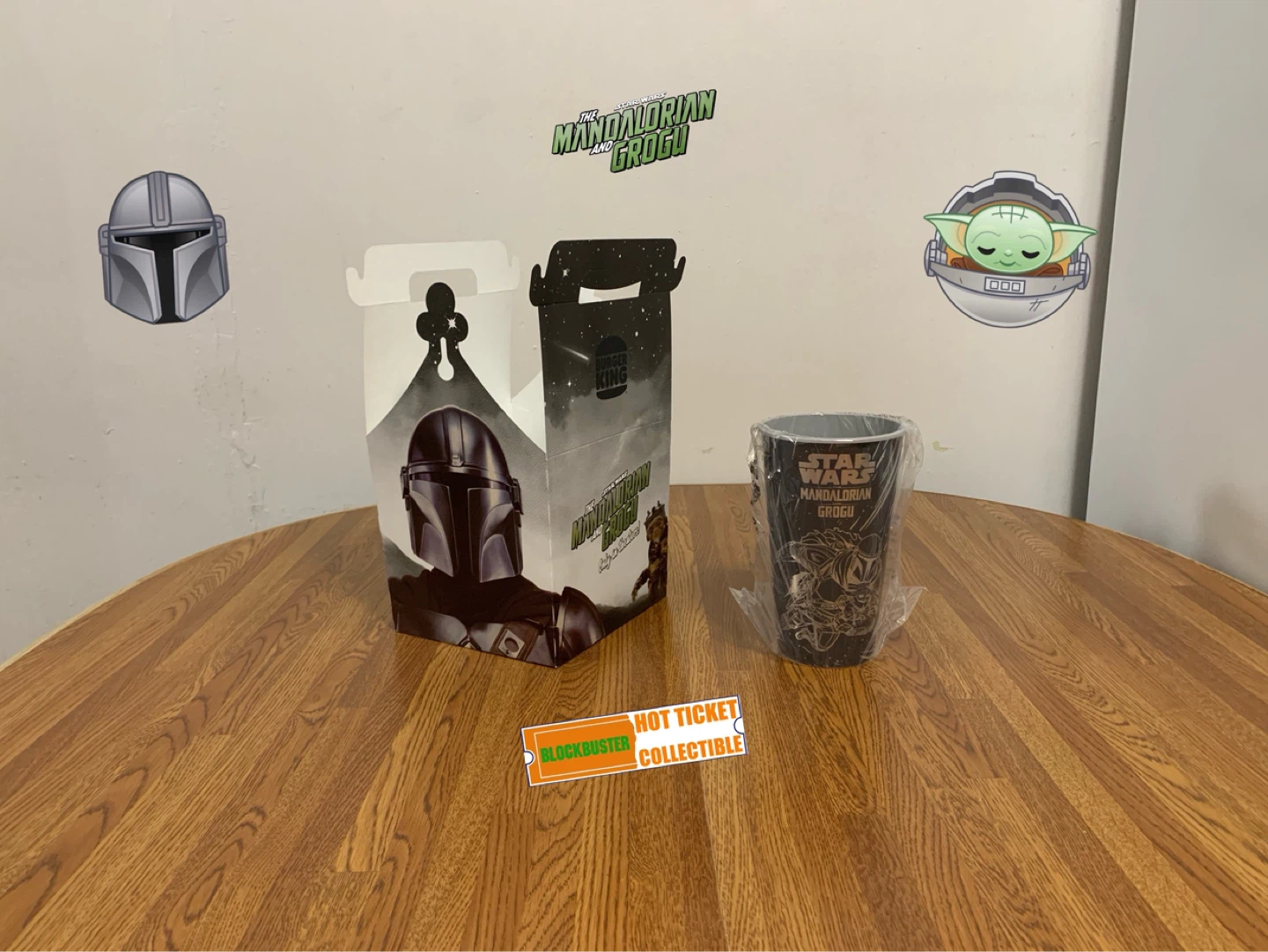 Burger King | The Mandalorian… Collectible Cup (Mando and Grogu)
