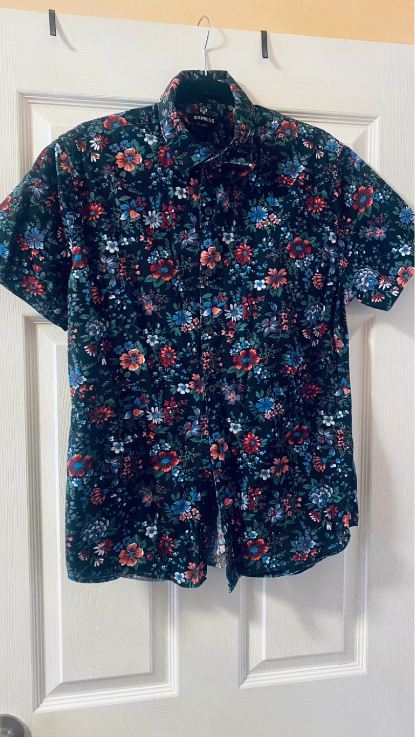 Express size m camp shirt - photo 2