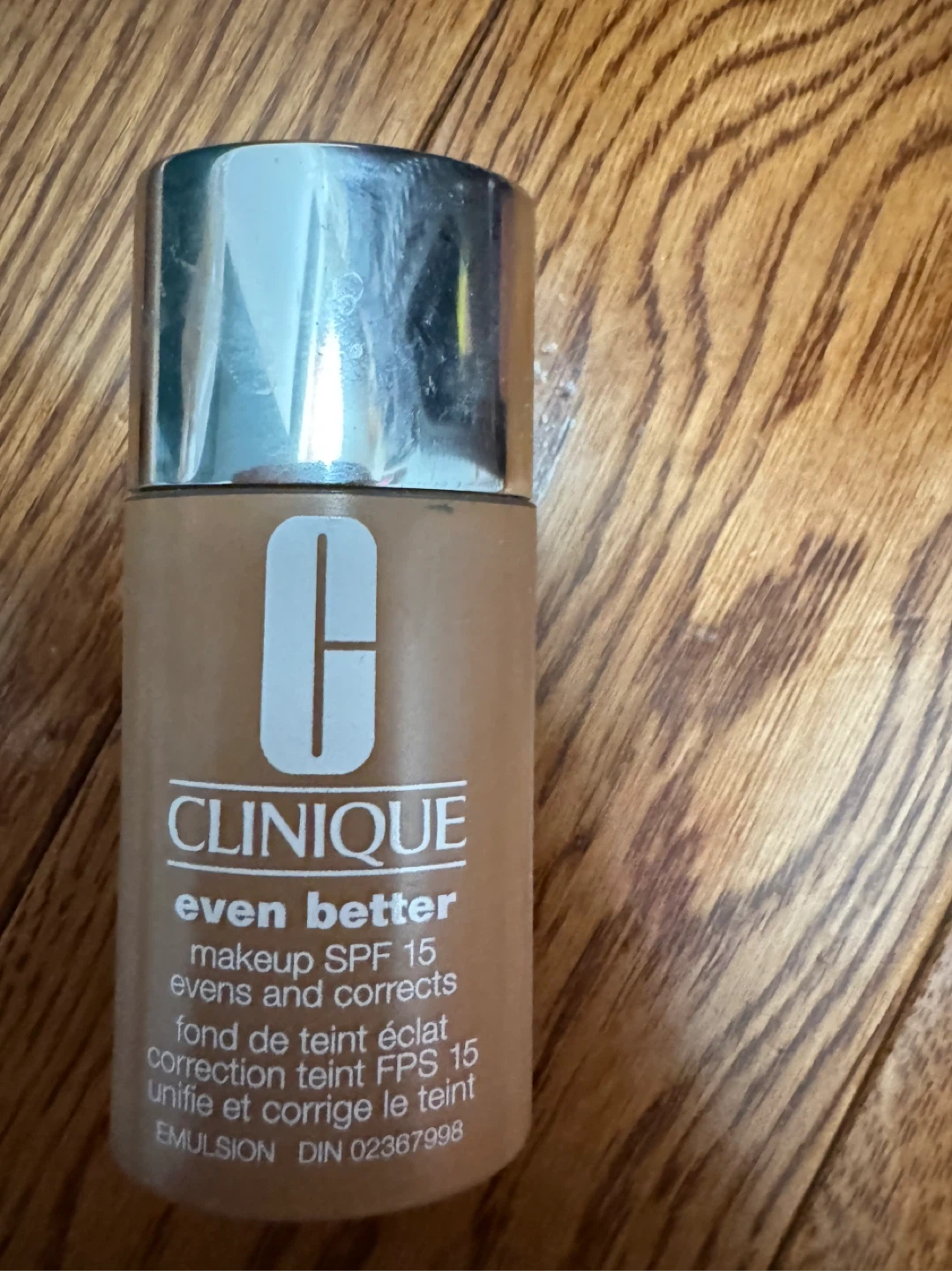 Clinique Even Better Makeup SPF 15 CN 78 Nutty (M)
