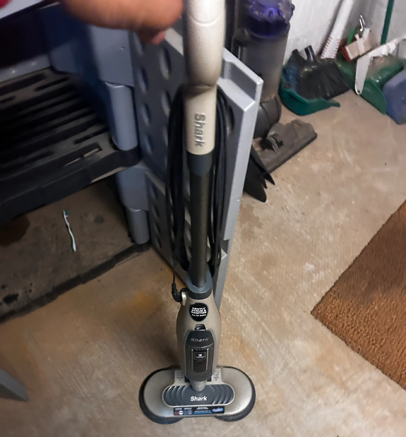 Shark Rocket Cordless Stick Vacuum - photo 2