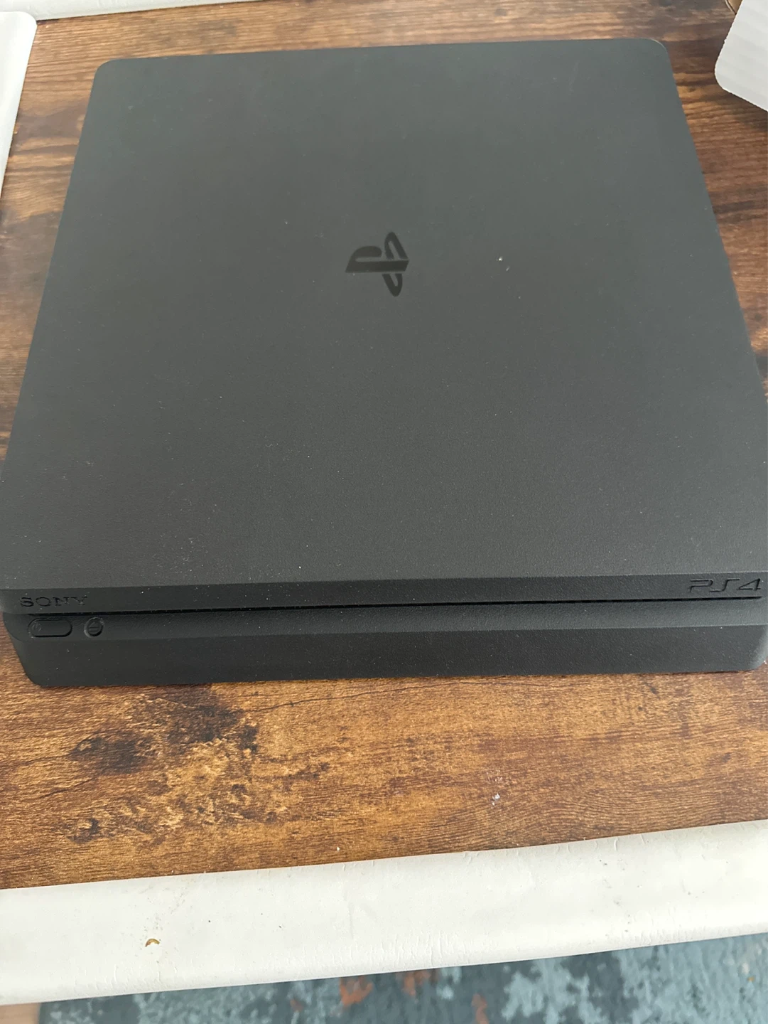 Sony PlayStation 4 Slim 1TB Console - photo 2