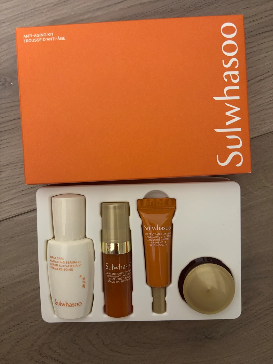Sulwhasoo Women’s Anti-Aging Serum & Eye Treatment Set