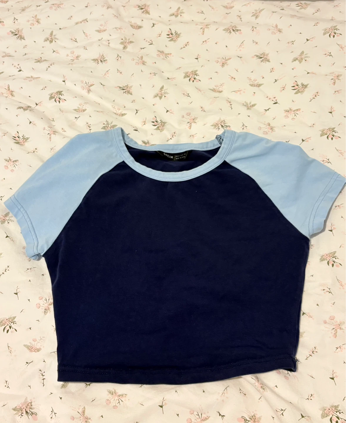 SHEIN Navy Blue & Light Blue Crop Top