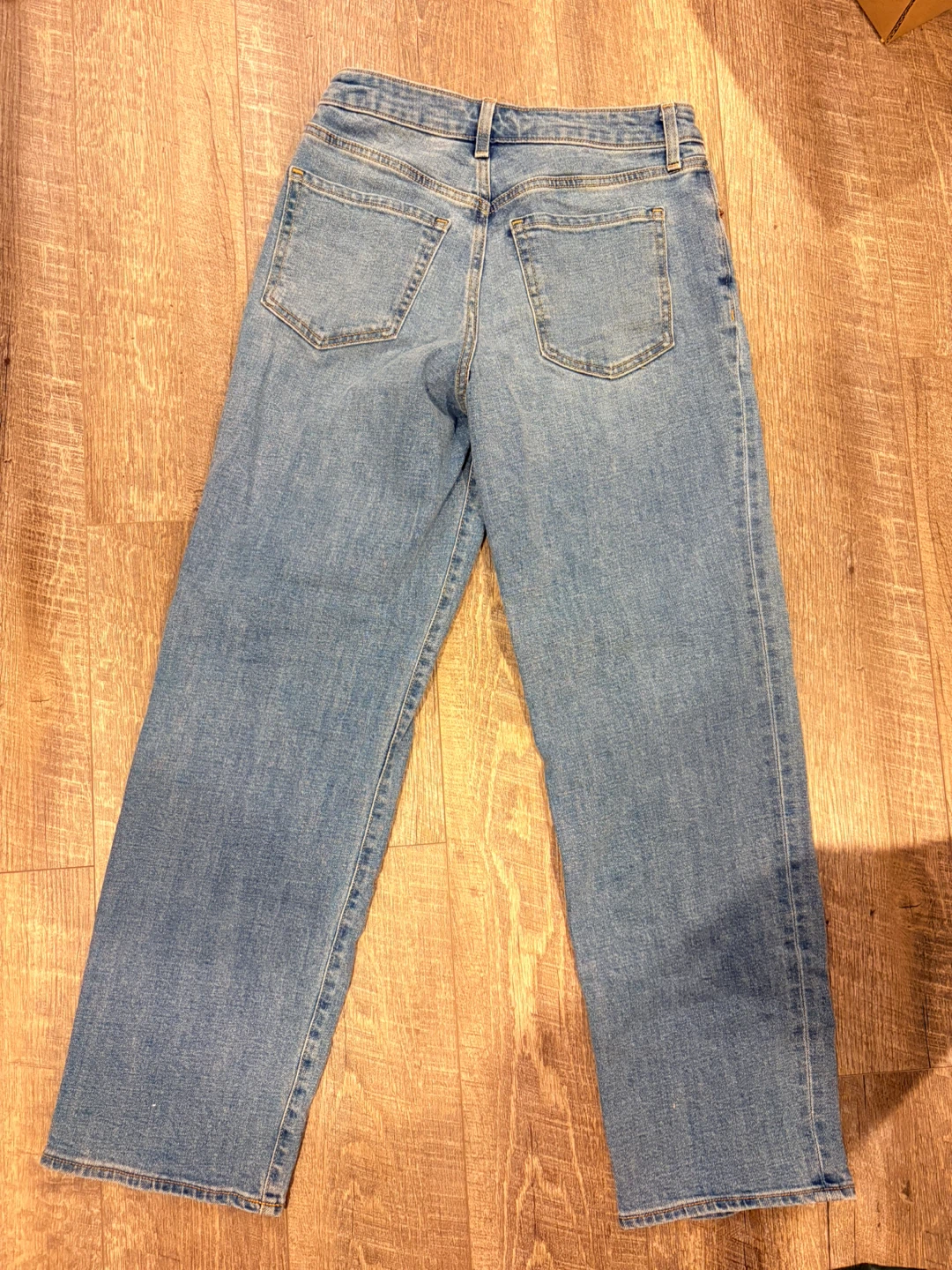 Old Navy Women's High-Waist Loose Jeans Size 2 - photo 3