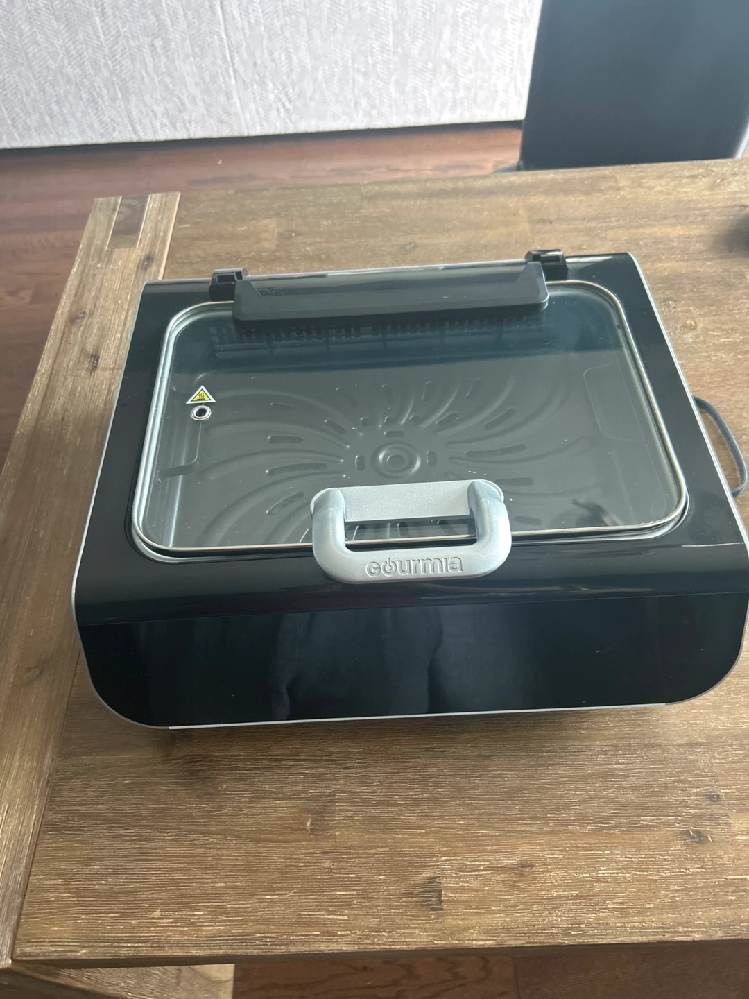 Gourmia FoodStation Smokeless Grill & Air Fryer