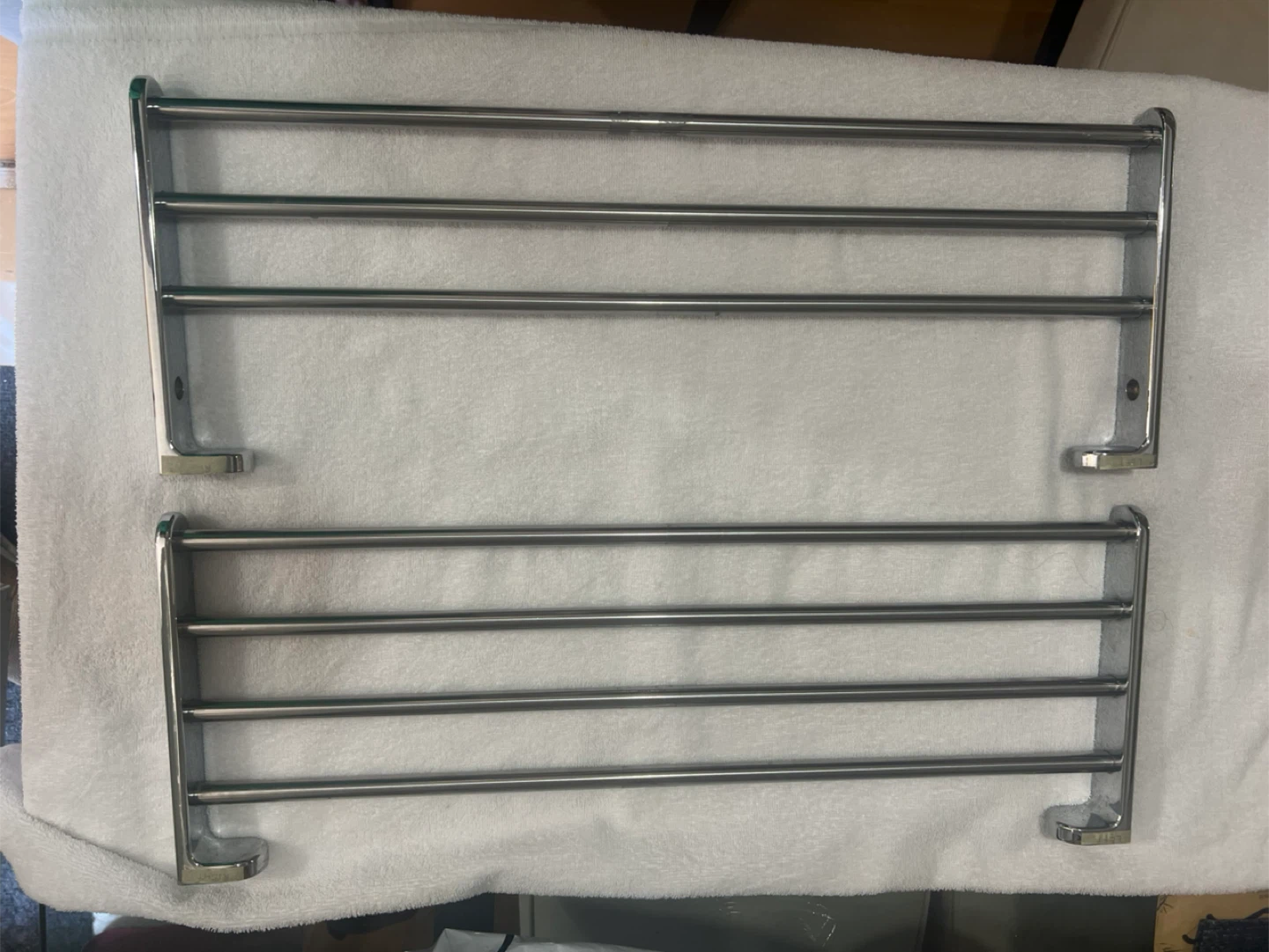 Set of 2 Silver Towel Racks