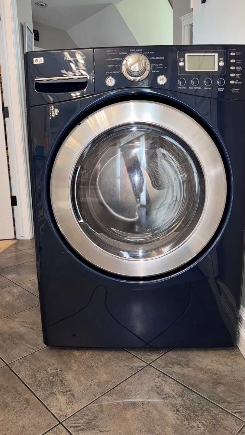 LG Electric Dryer