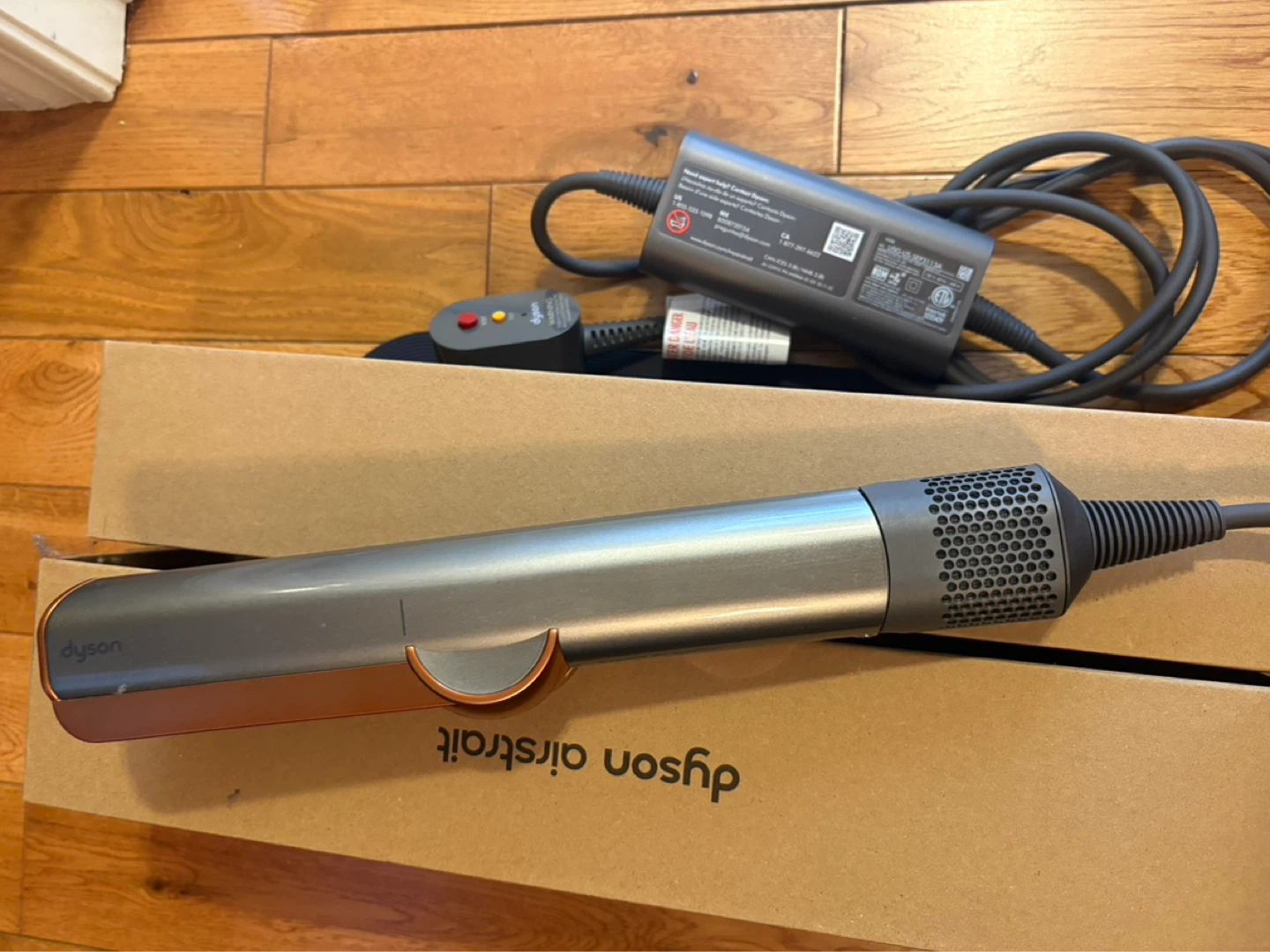 Dyson Airstrait Straightener - photo 3