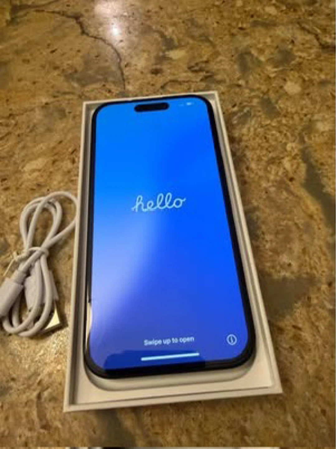 Apple iPhone 15