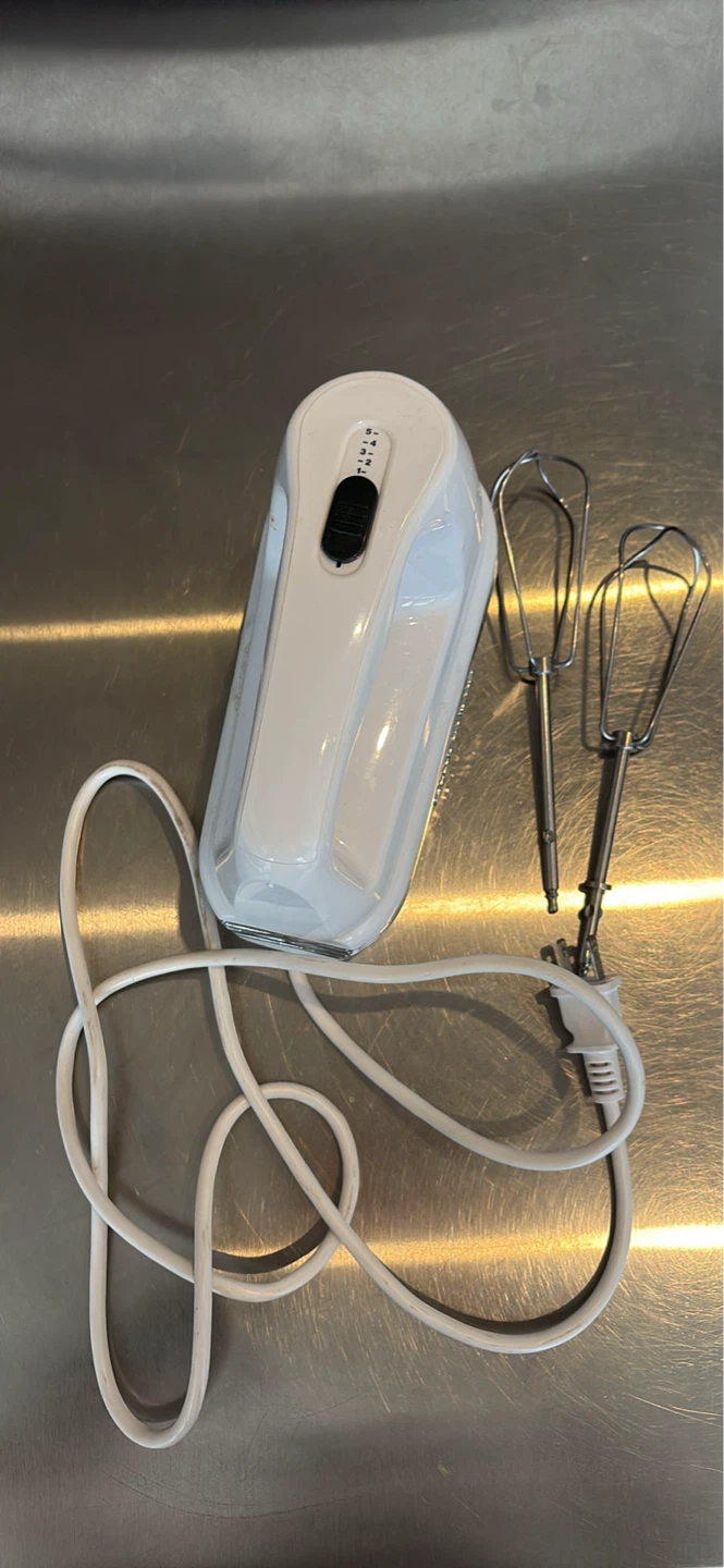 Cuisinart Hand Mixer - photo 4