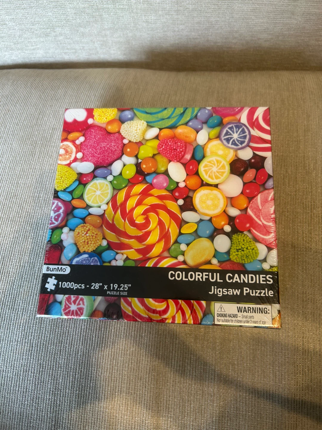 BunMo Colorful Candies 1000 Piece Jigsaw Puzzle 28" x 19.25"