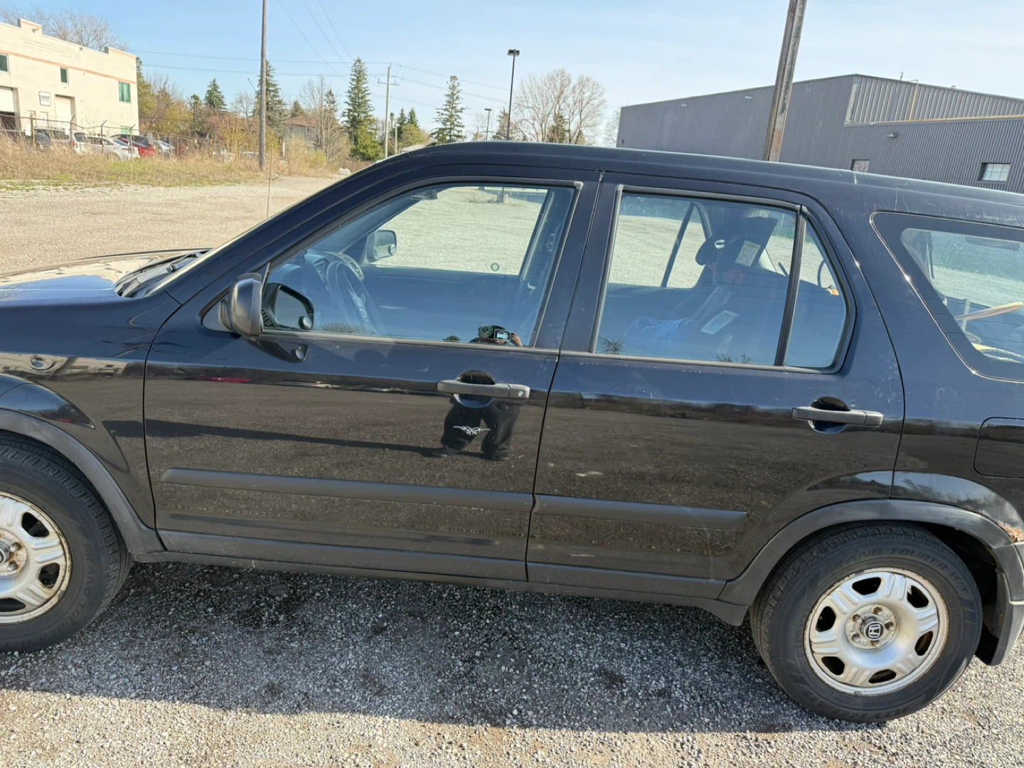 Black Honda CR-V SUV parts - photo 3