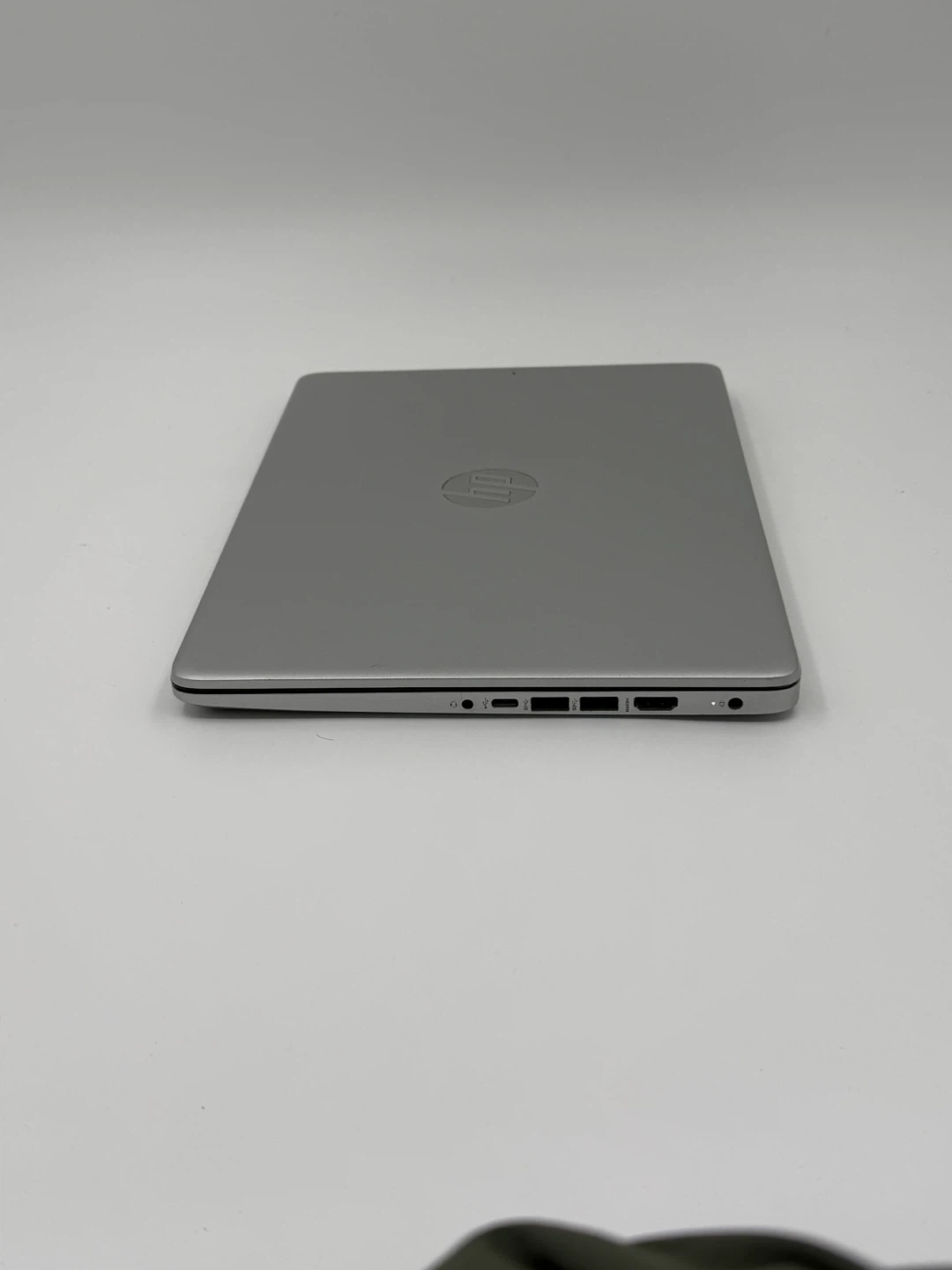 Hp Laptop 14 i5 11th gen 12 GB RAM 256 GB SSD - photo 5