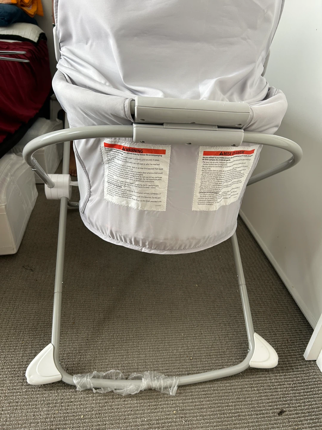Fisher-Price Soothing Motions Bassinet - photo 3