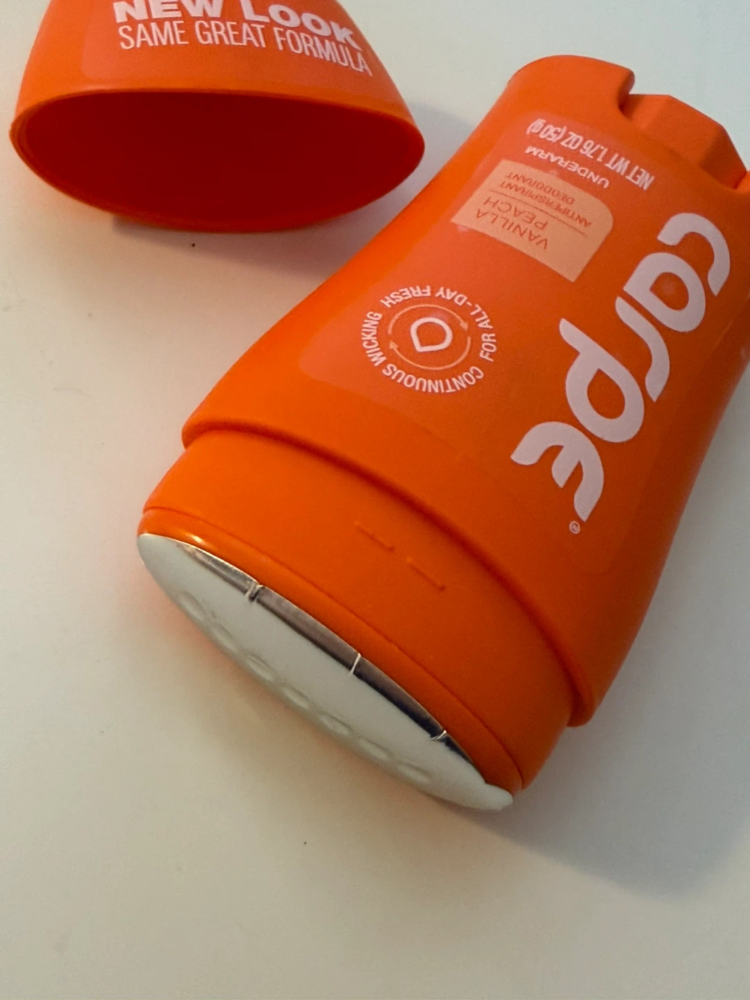 NEW Carpe Vanilla Peach Deodorant - photo 2