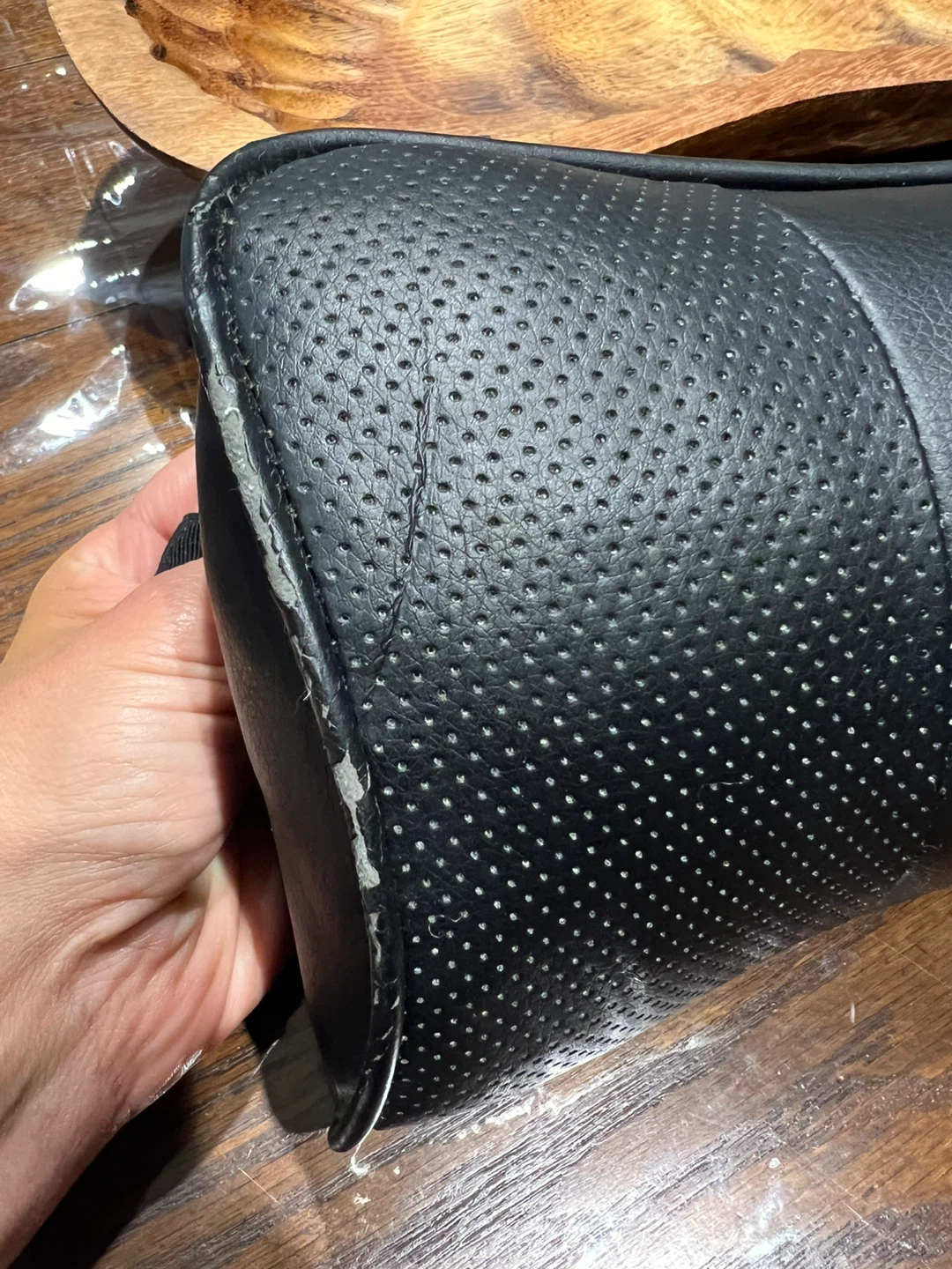 Nissan headrest - photo 2
