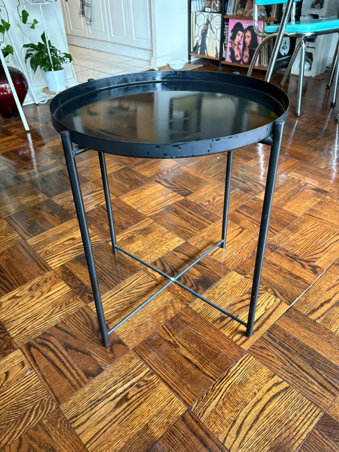 Black Metal Tray Side Table - photo 4