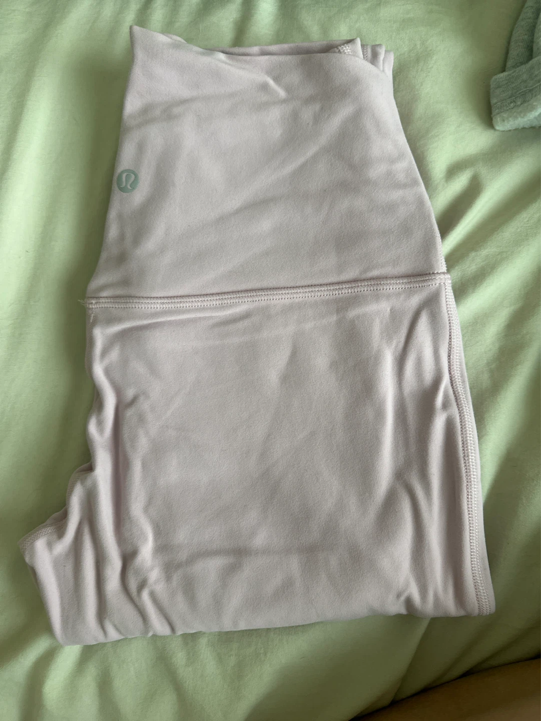 Lululemon leggings all size 6