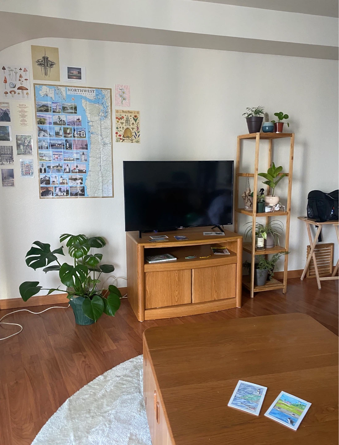 Oak TV Stand - photo 3