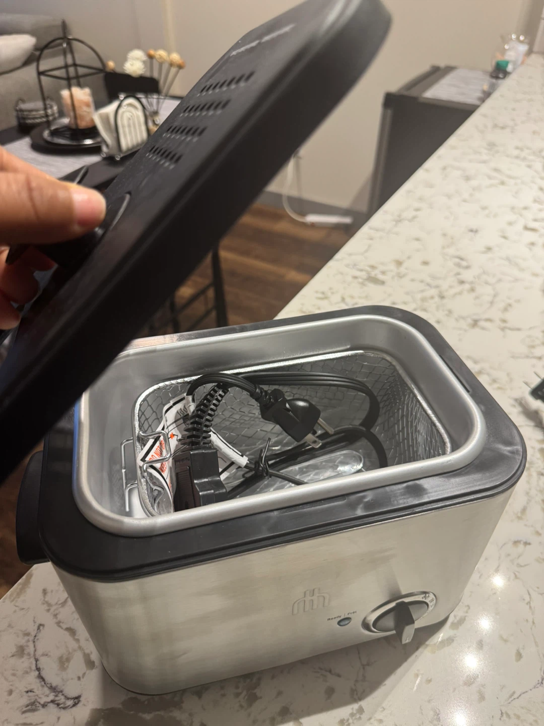Hometrends 1.2 L Deep Fryer - photo 3