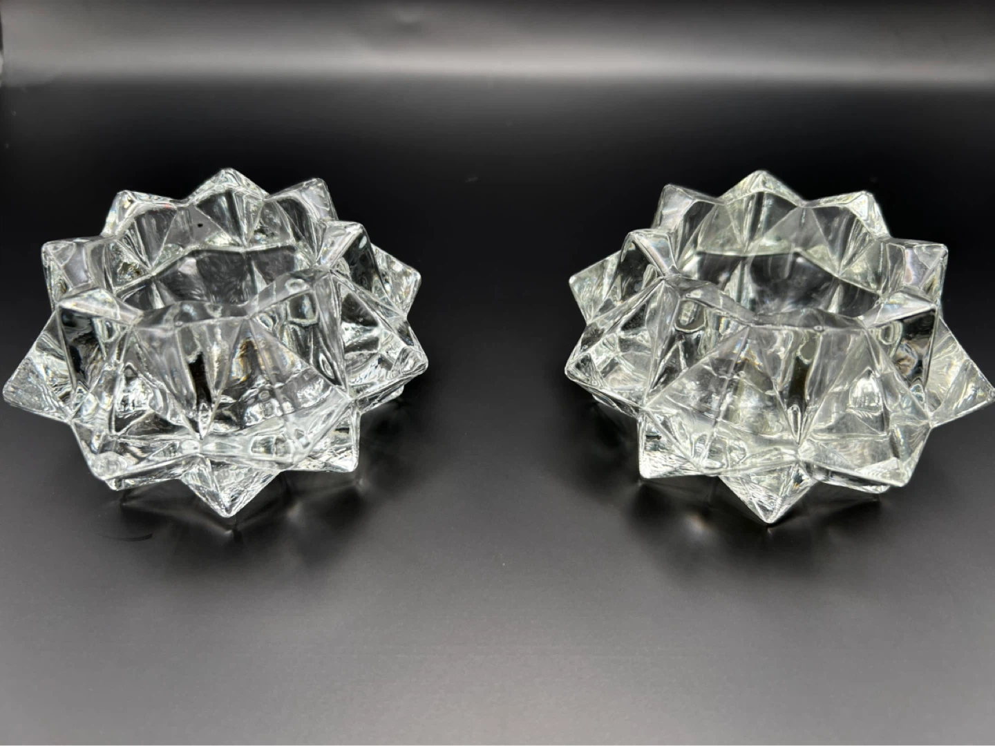 Set of 2 Clear Starburst Glass Votive Candle Holders