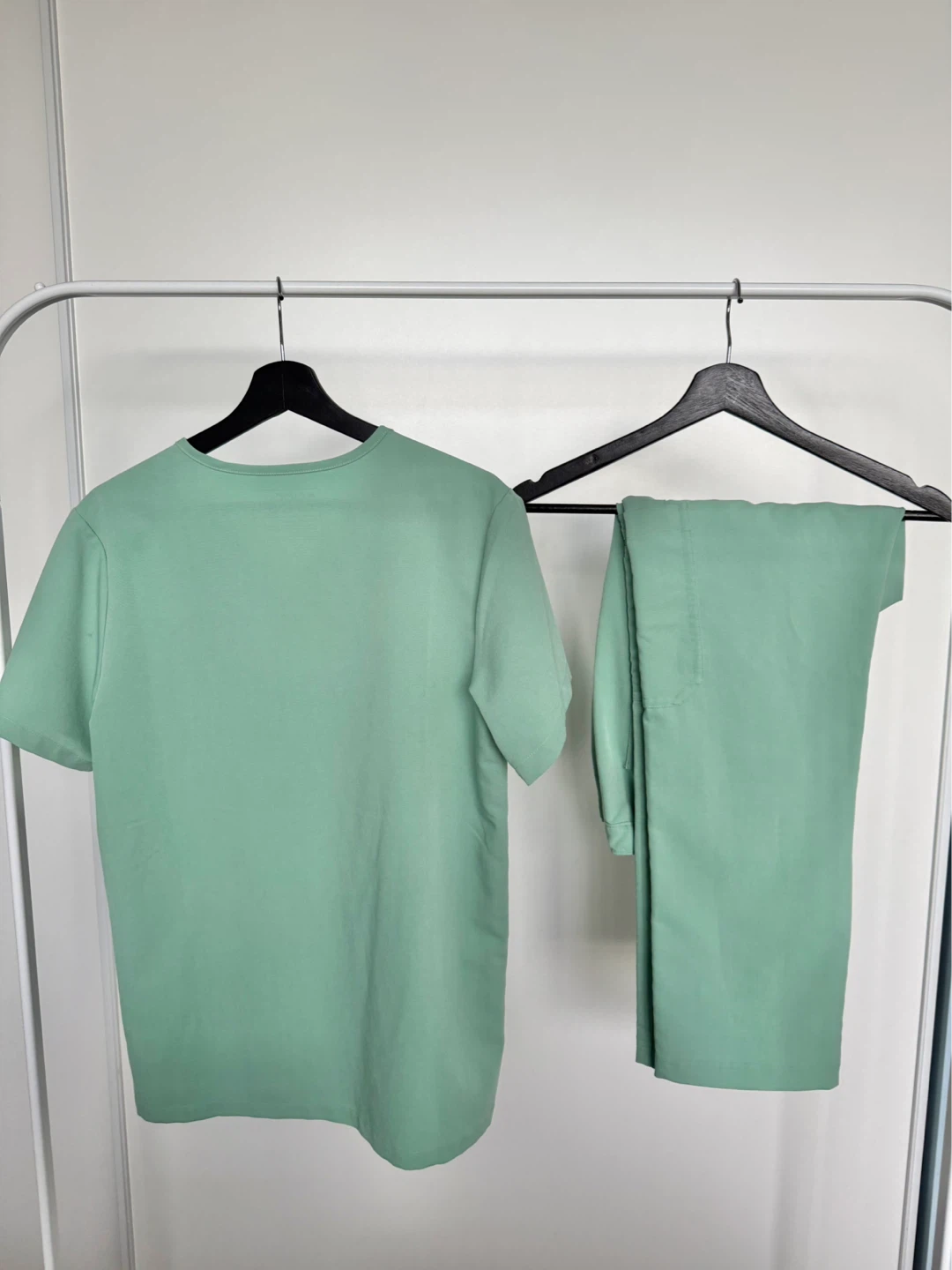 FIGS Technical Collection Scrub Top and Pants Set XS - photo 3