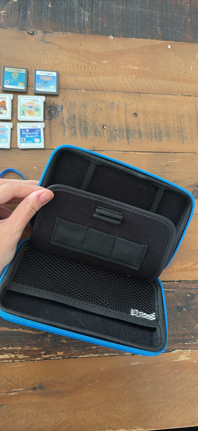 Nintendo DS Games & 3DS XL Case - photo 3