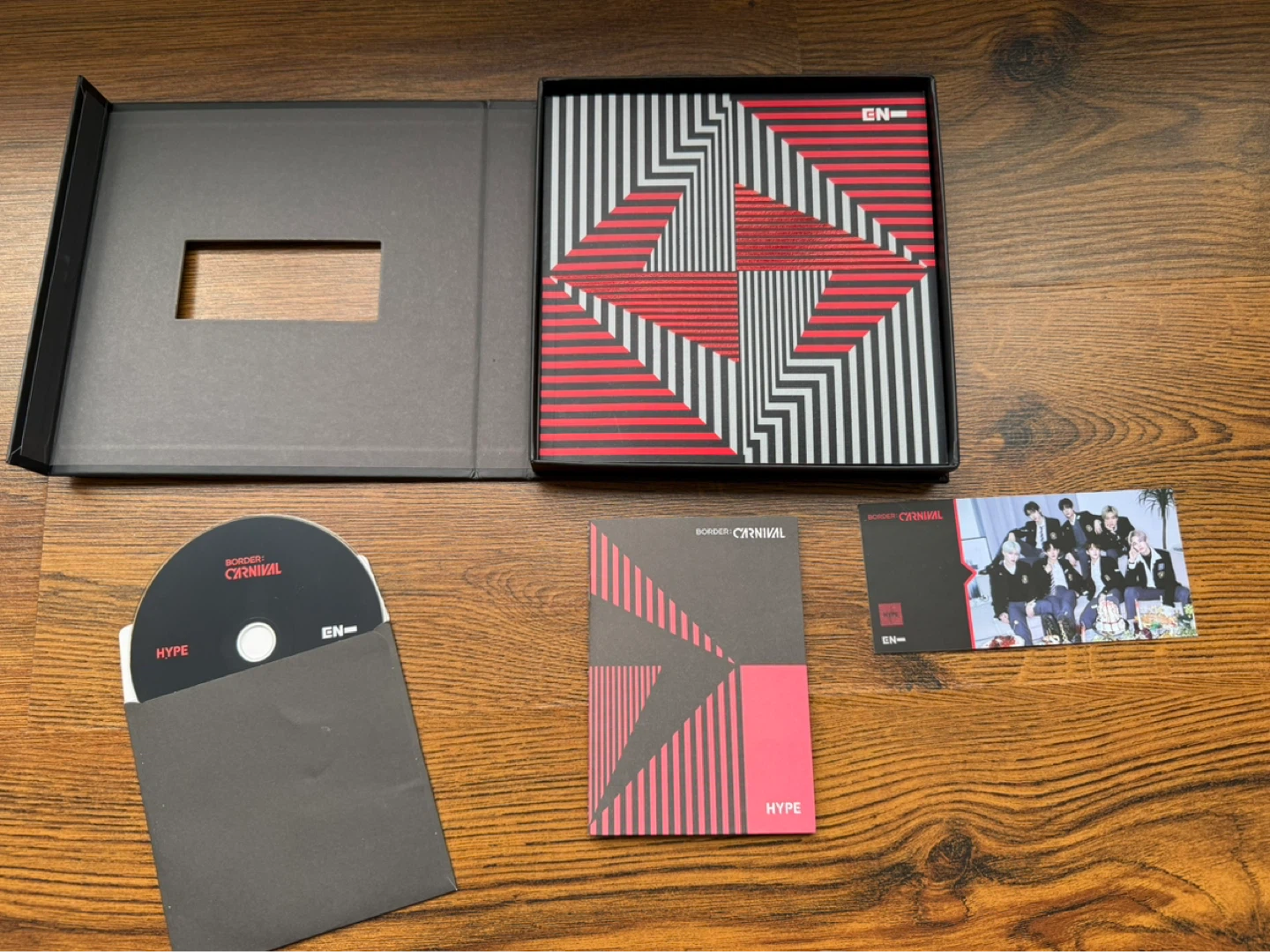 ENHYPEN BORDER: CARNIVAL HYPE Ver. CD Photobook Set