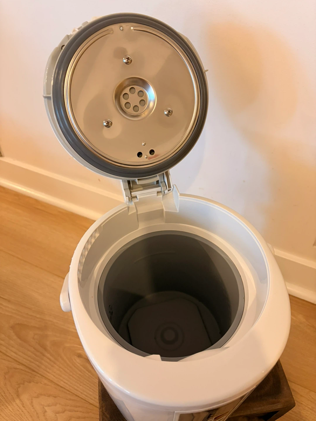 Zojirushi EE-RM White Steam Warm Mist Humidifer - photo 4