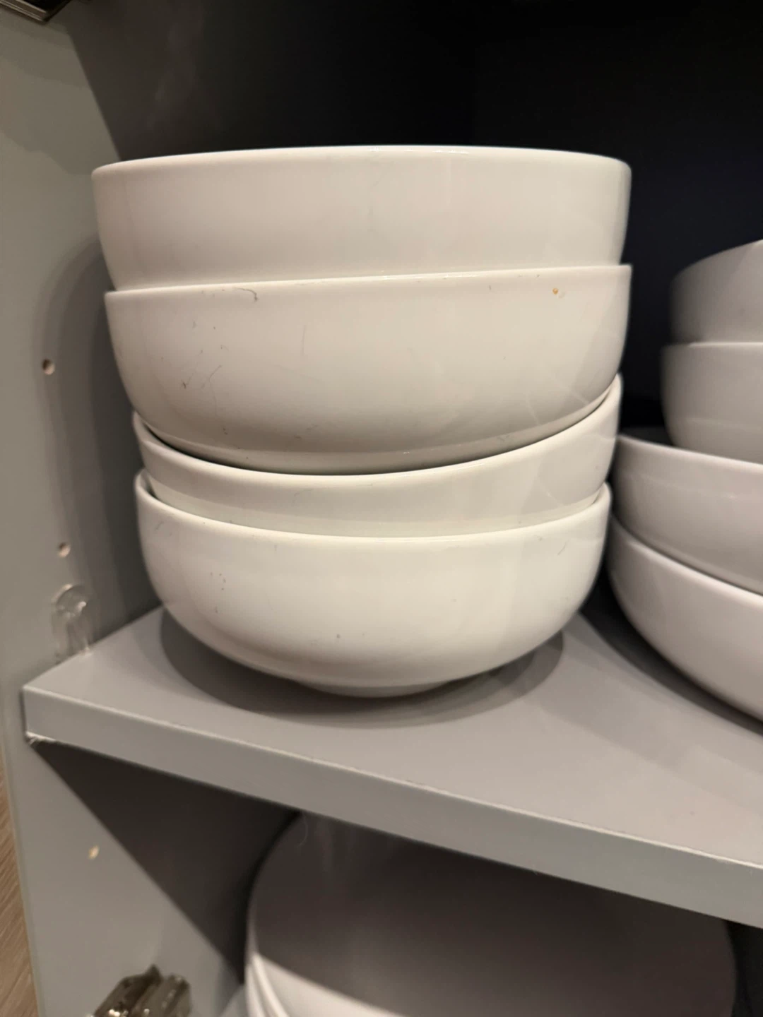 Set of 4 White Serving Bowls and 4 white Dinner Plates - photo 2
