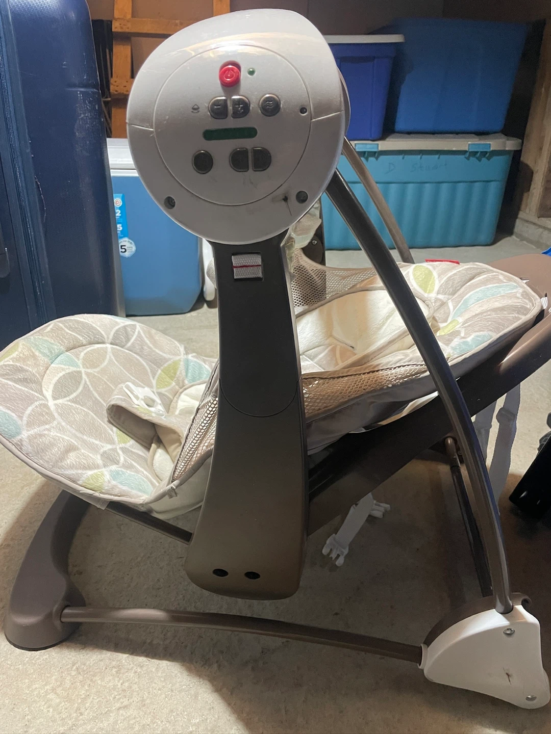 Fisher-Price Baby Swing - photo 3