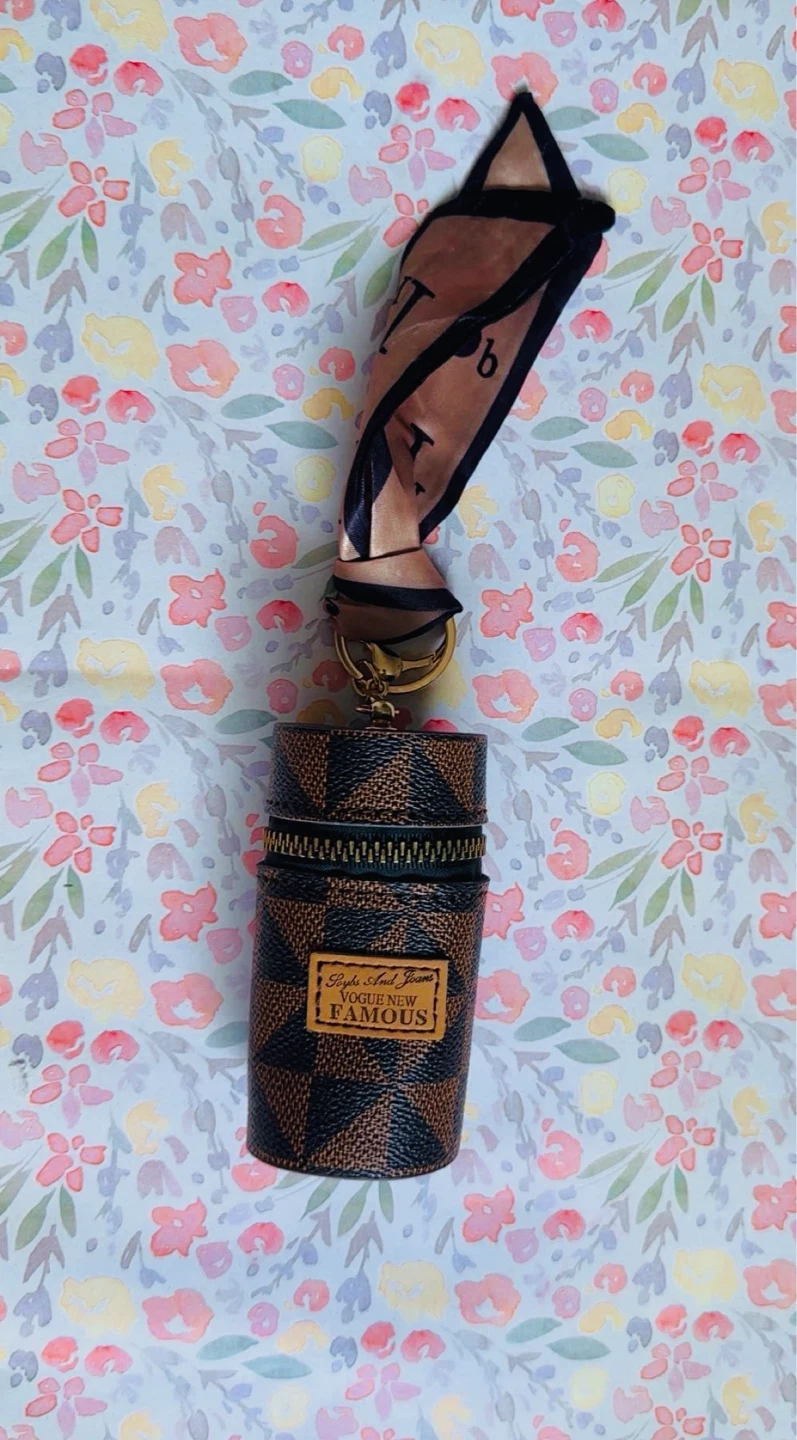 Designer Print Zippered Pouch Keychain - photo 2