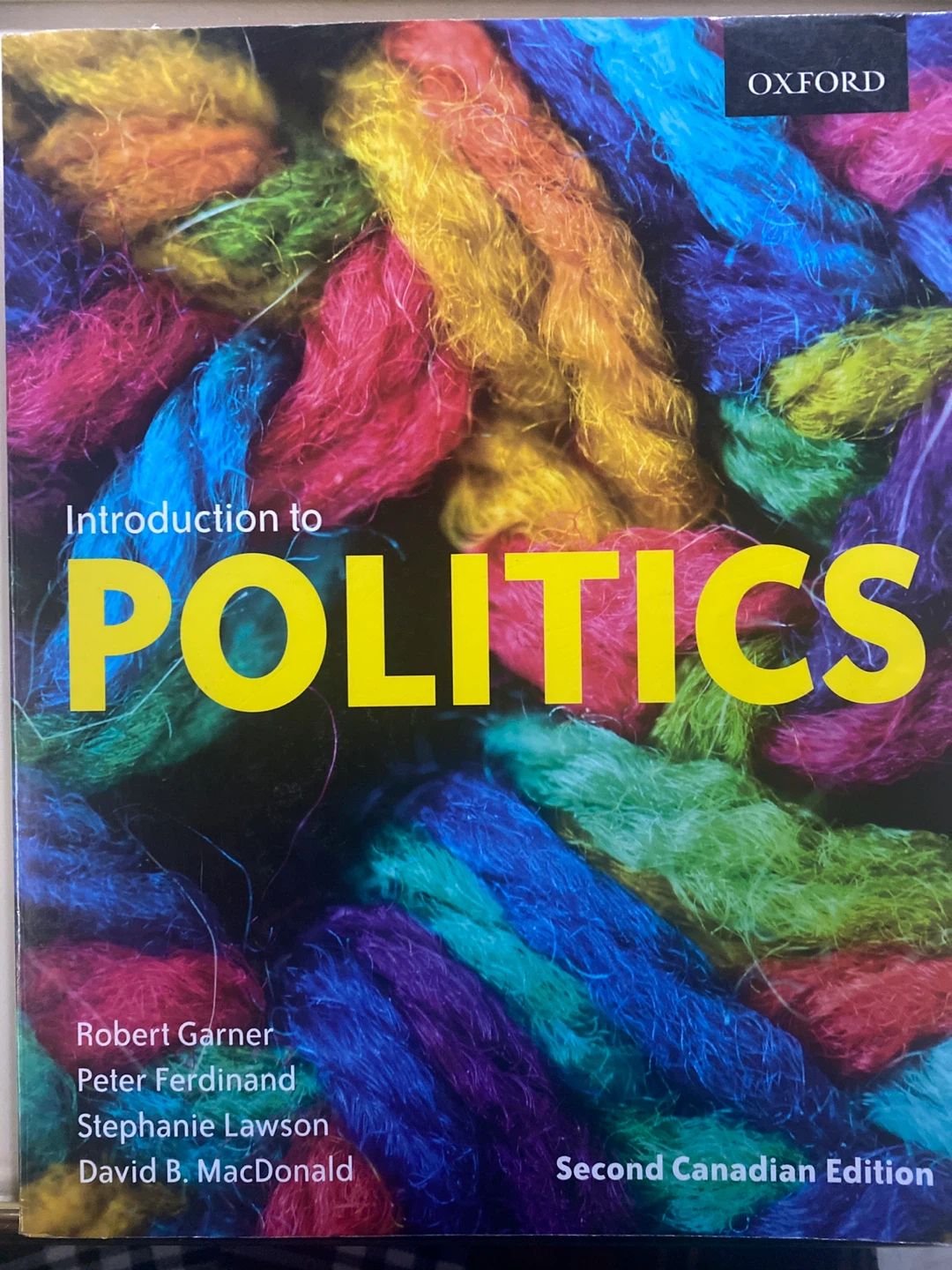 Introduction to politics : second Canadian Edition