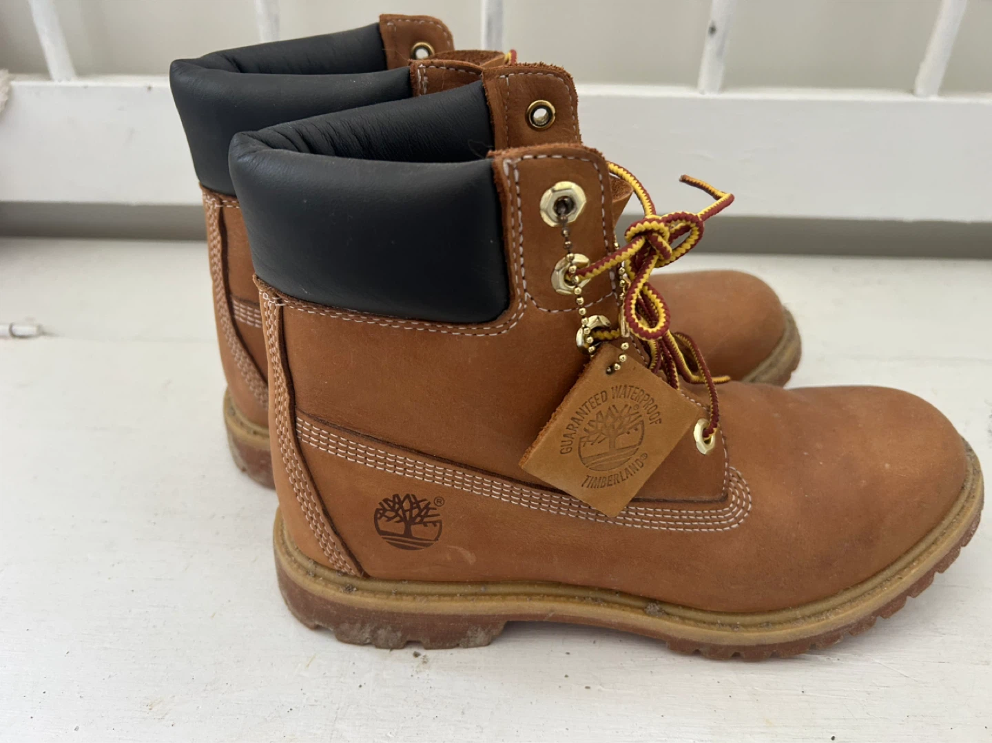Timberland Youth Classic Waterproof Boots Size 8.5 - photo 2