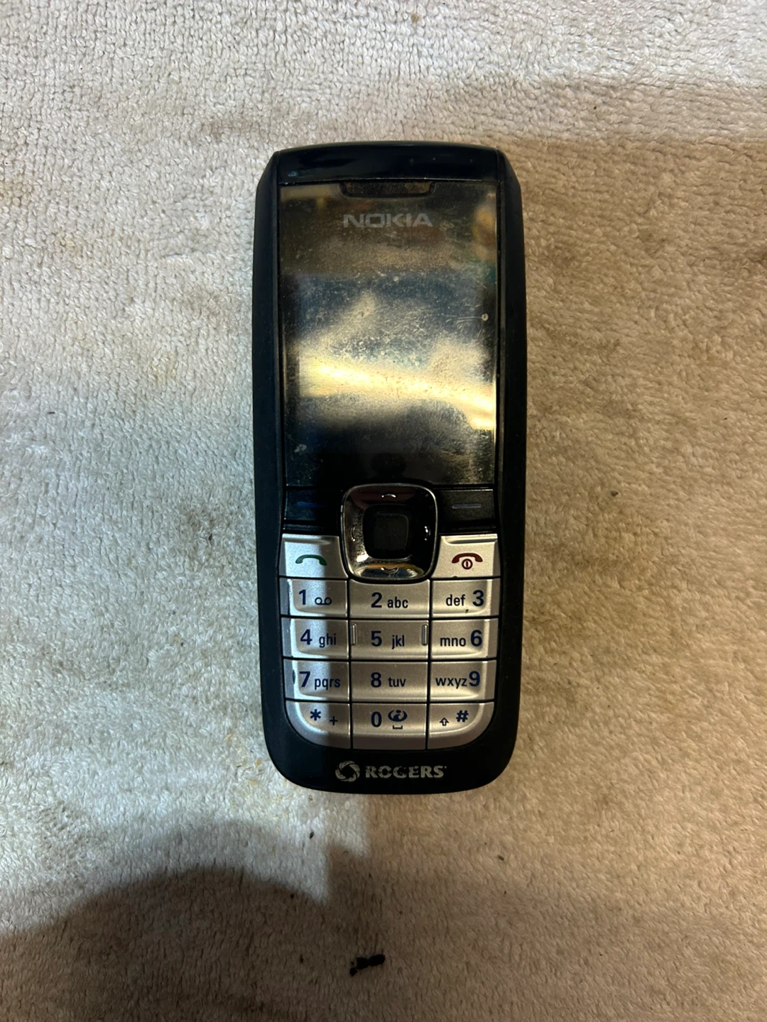 Nokia 1661 - Rogers Basic Cell Phone - photo 4