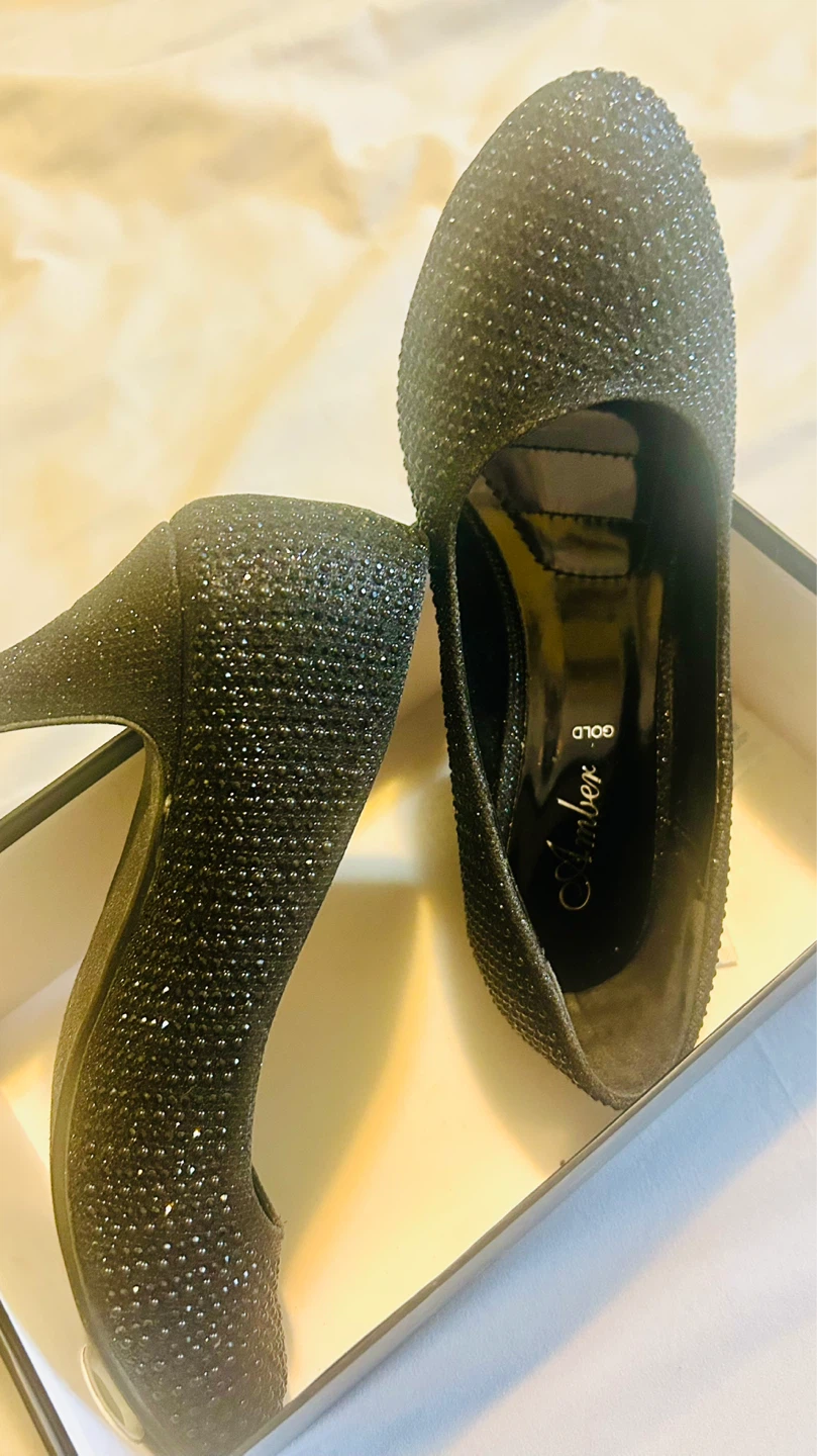 Amber Gold Women's Black Rhinestone Heels Size 39 - photo 4