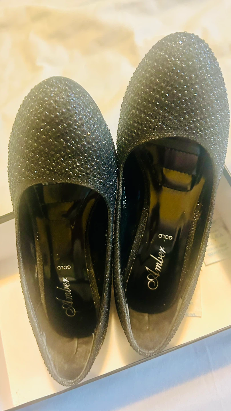 Amber Gold Women's Black Rhinestone Heels Size 39