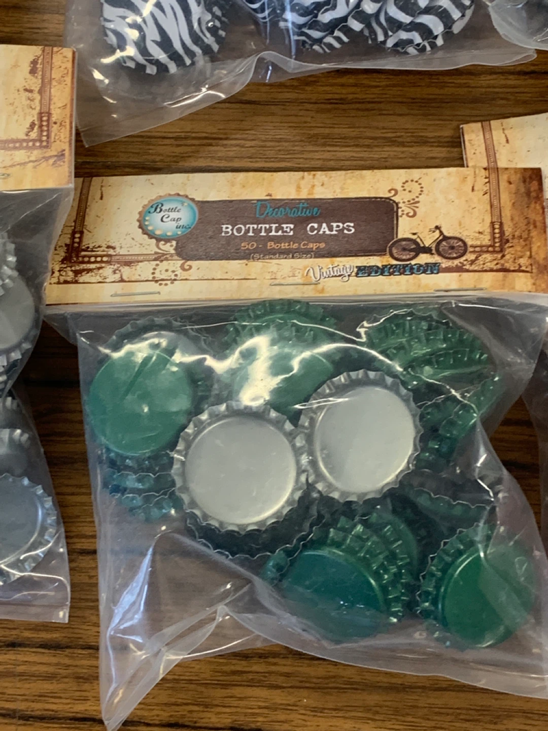 16 packs of BCI Crafts Vintage Collection Standard Bottle Caps . - photo 5