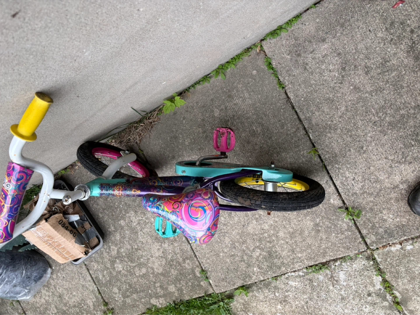 Kids' Bike with Teal Frame - photo 3