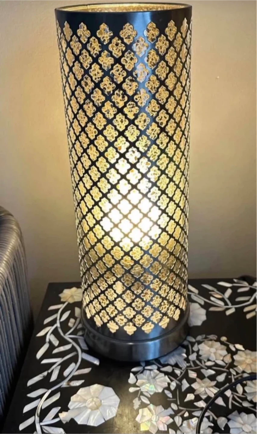 Table Lamp - $15 - East York