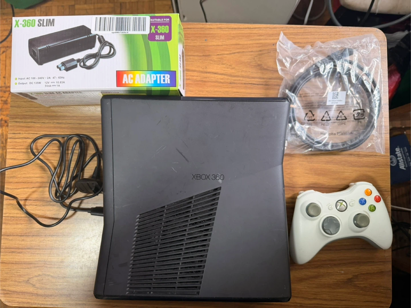 Xbox 360 Slim Console with Controller and AC Adapter - photo 2