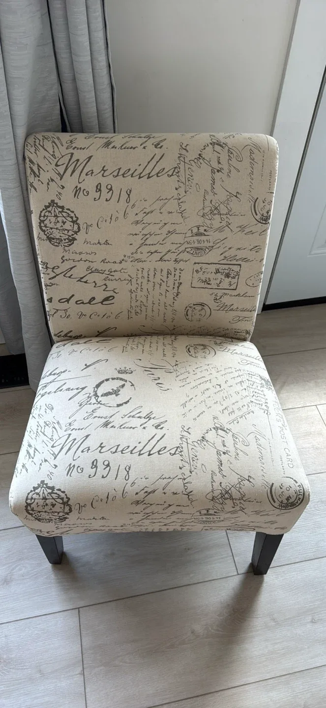 Accent Chair with Marseille Print