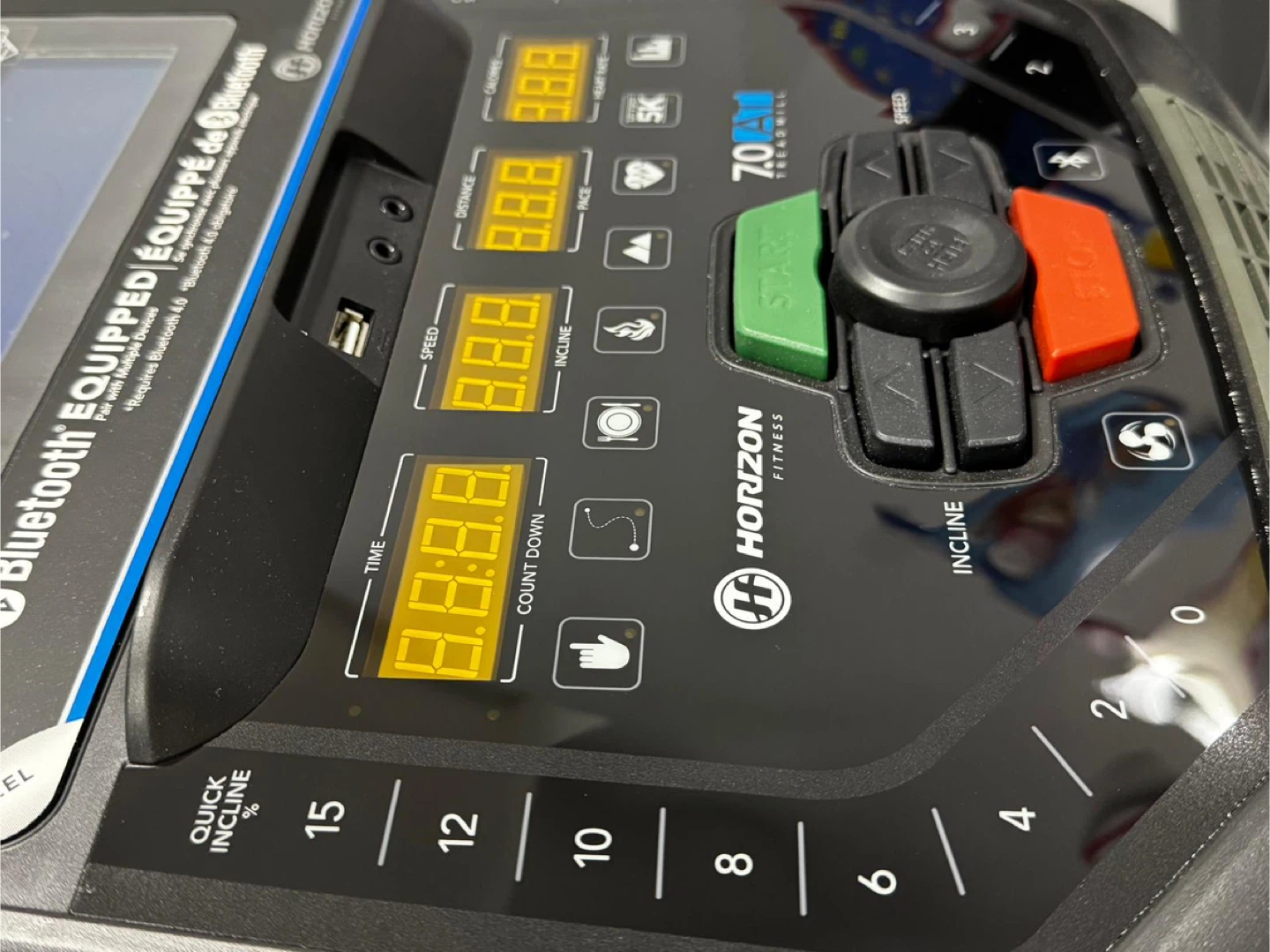 Horizon Fitness 7.0 AT Treadmill - photo 5