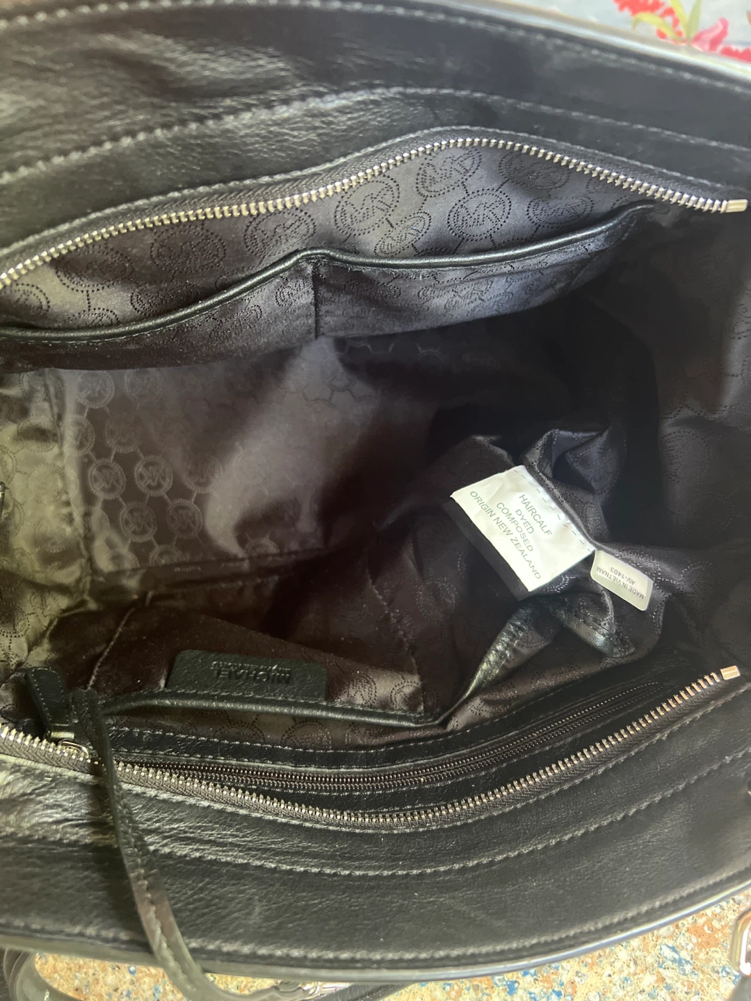 Michael Kors Satchel Handbag with Haircalf Detail - photo 5