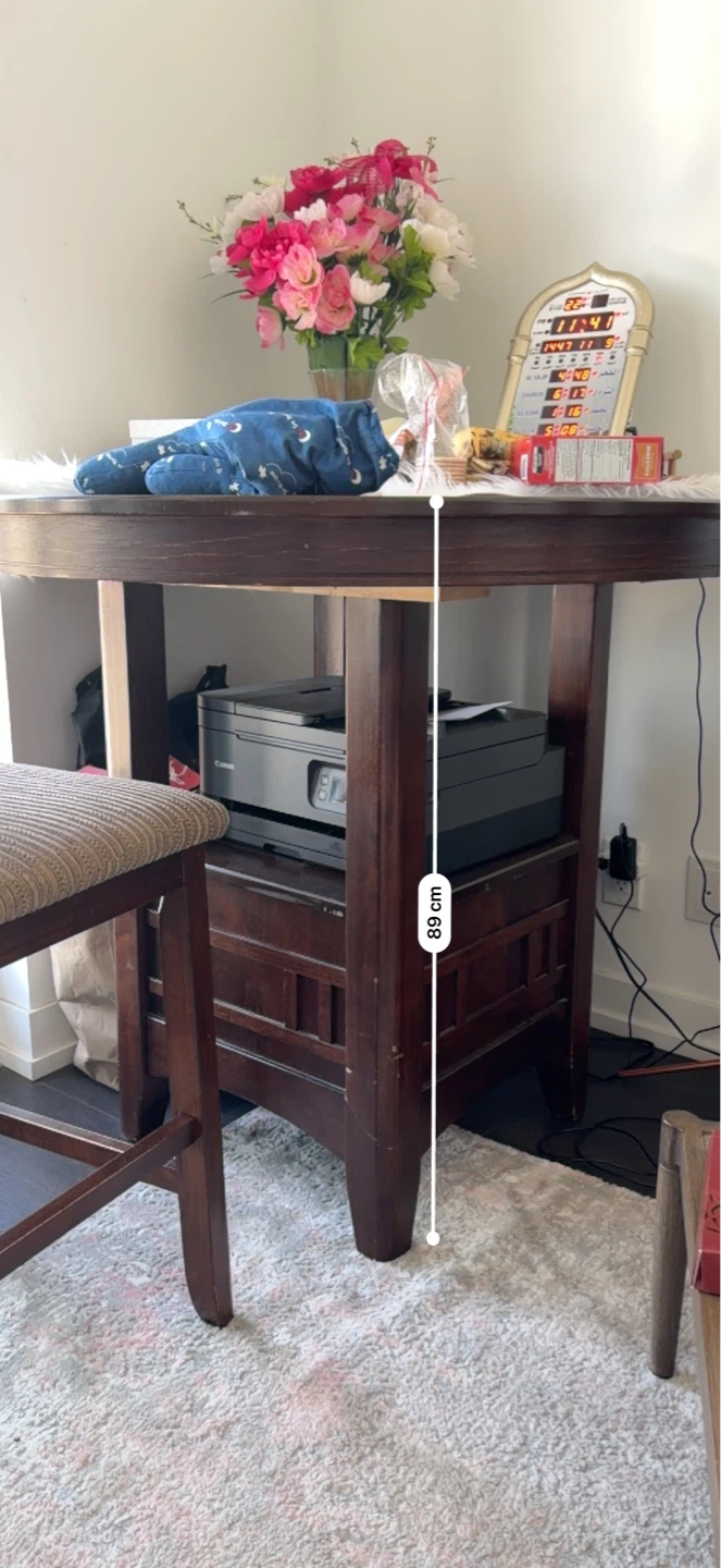 (PRICE NEGOTIABLE) Big extendable table + 4 chairs - photo 4