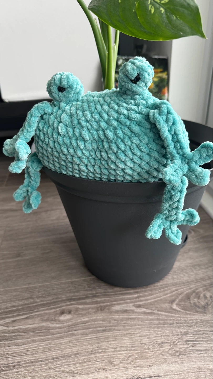 Teal Crochet Frog Emotional Support Plush Toy