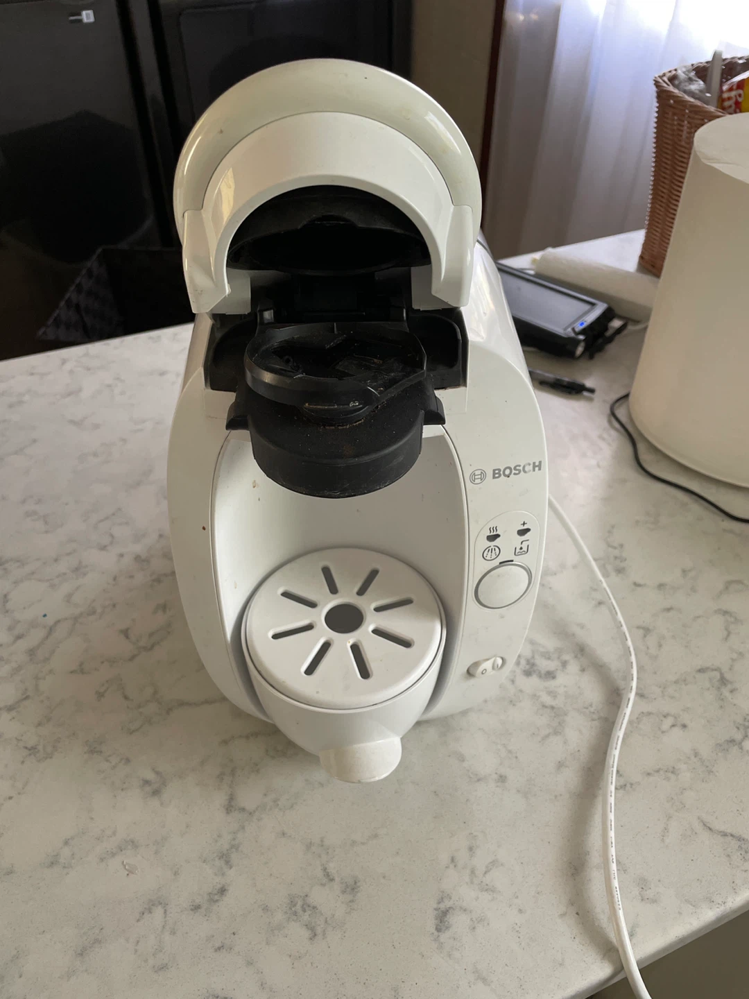 Bosch Tassimo Coffee Machine - photo 3
